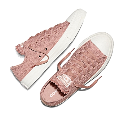 Dámske topánky CONVERSE CHUCK TAYLOR ALL STAR